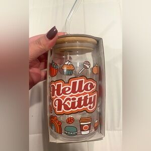 HELLO KITTY GLASS TUMBLER WITH LID AND STRAW